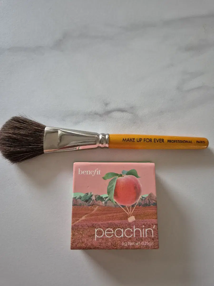 Benefit Blush Pichin 6g + Makeup Forever Brush 24S bulk sale