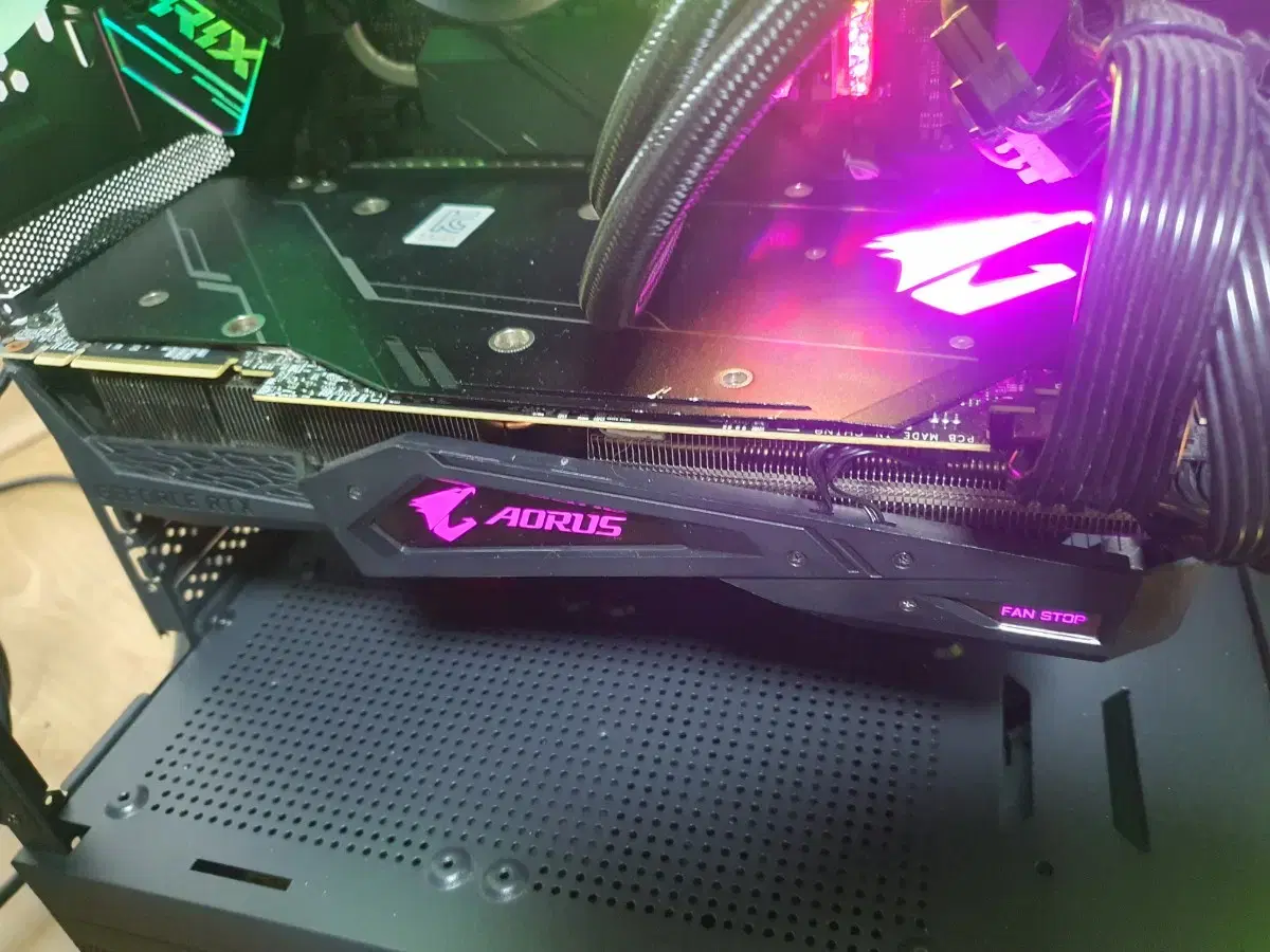 어로스 rtx2080ti 익스트림 팔아요