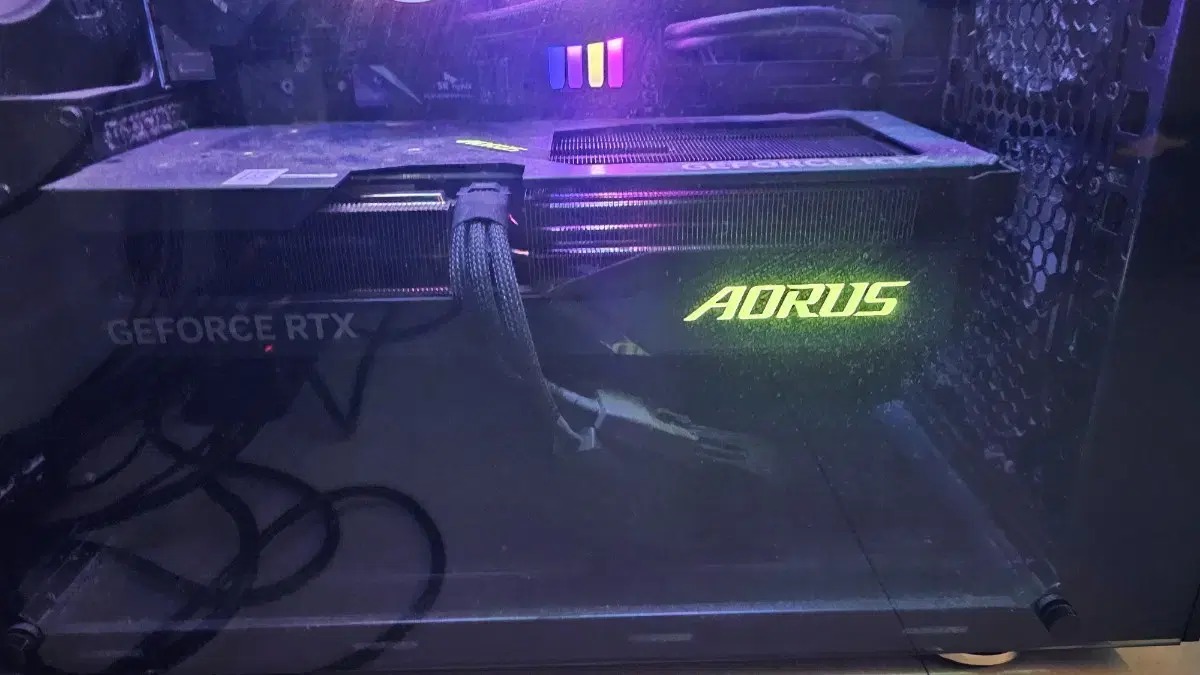 기가바이트 Aorus RTX 4070 Ti ELITE 12GB