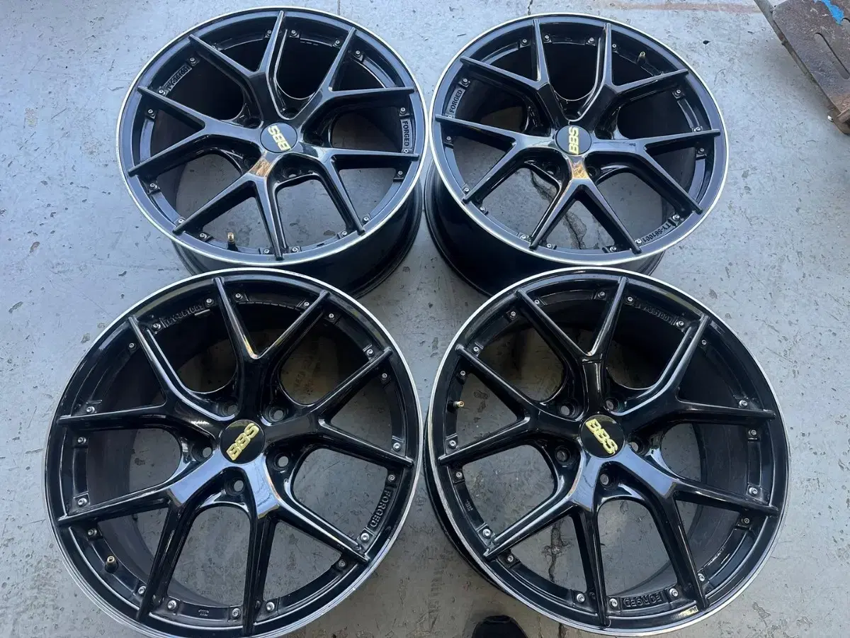 BBS sr 블랙 18인치 중고휠