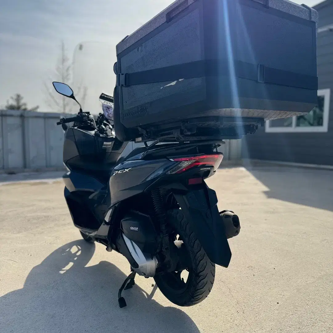 혼다 Pcx125 ABS 21년식8만Km 판매합니다.