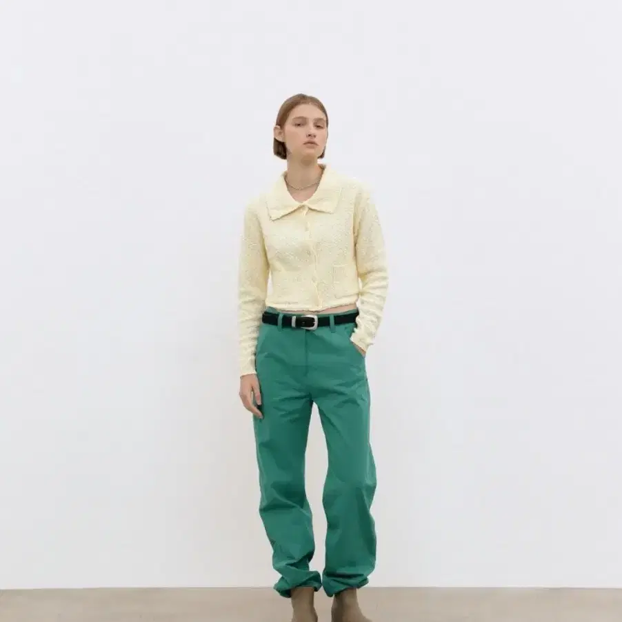 에토스 COTTON STRAIGHT PANTS-GREEN