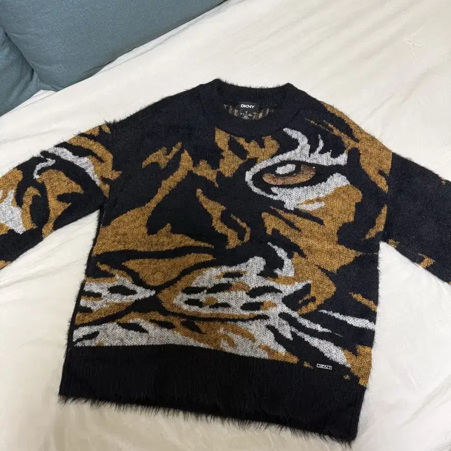 DKNY tiger sweater 여성 니트 S 박시핏 (66까지)