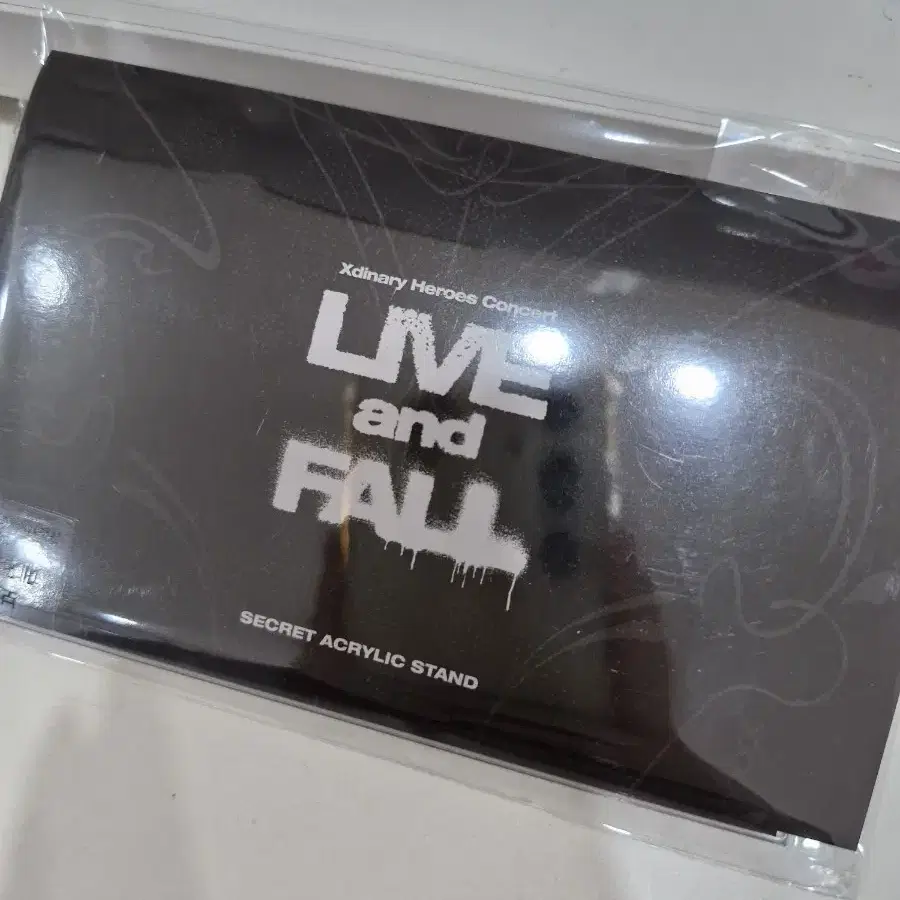 엑디즈 LIVE and FALL 콘서트 아크릴 스탠딩 굿즈 준한 양도