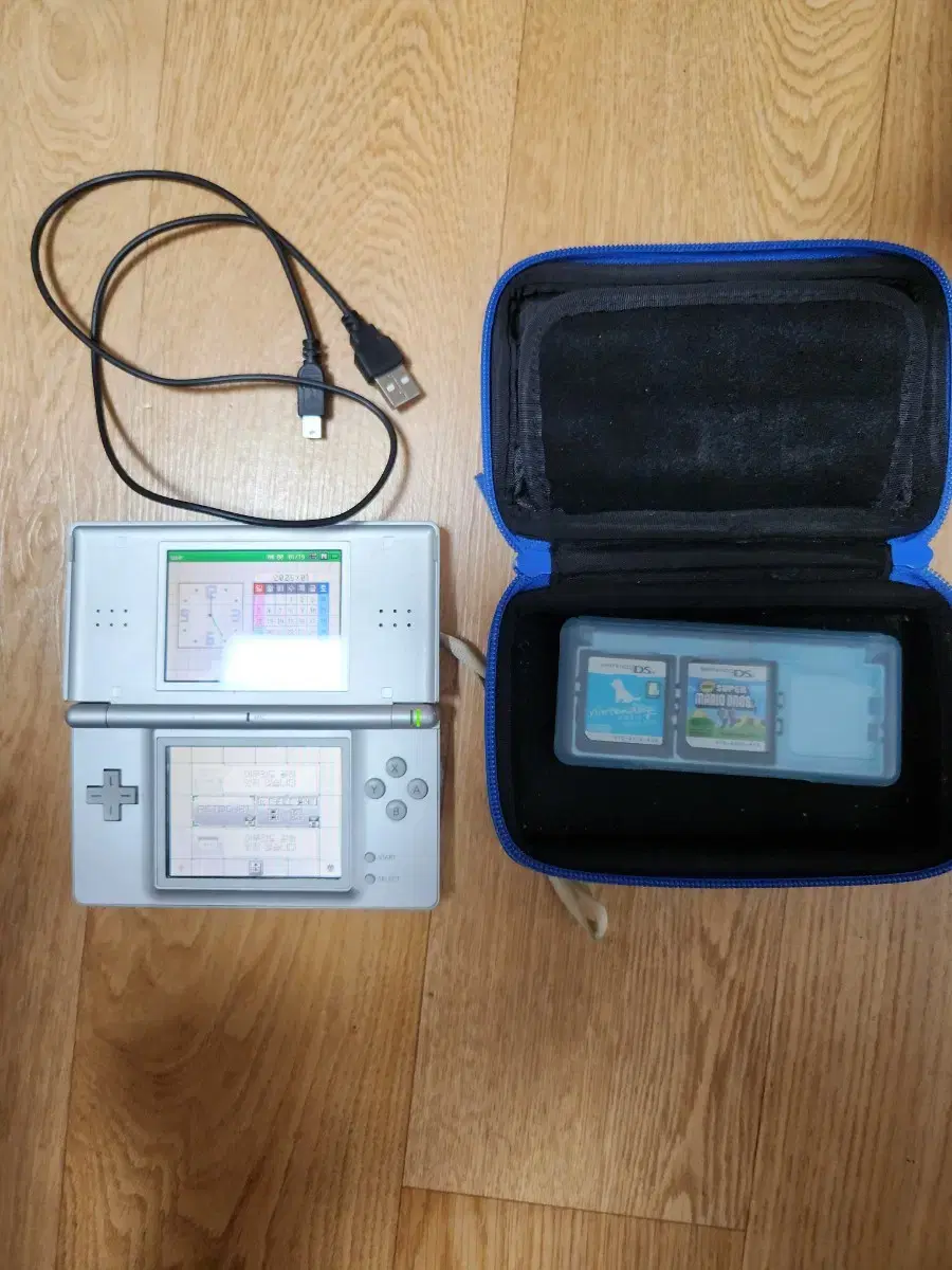 닌텐도 ds lite 중고로 판매합니다. 급처