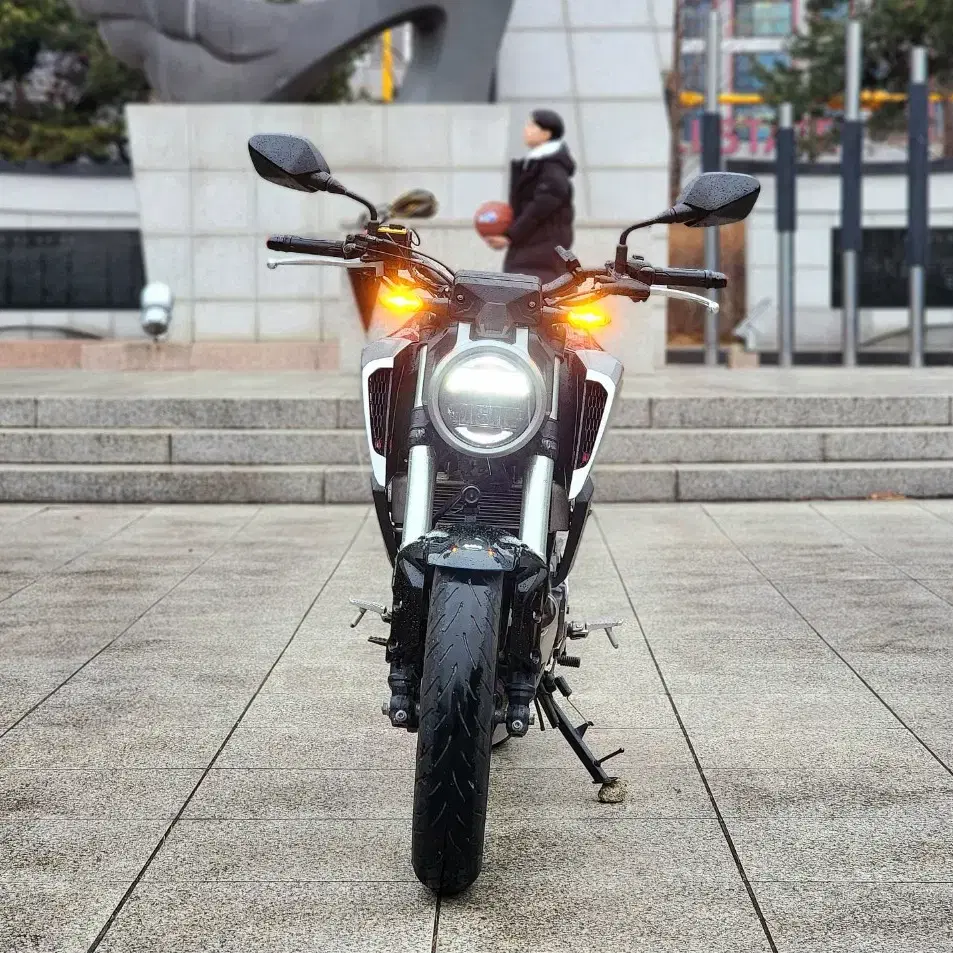 18년식.필링A급 cb125r.abs차량.판매