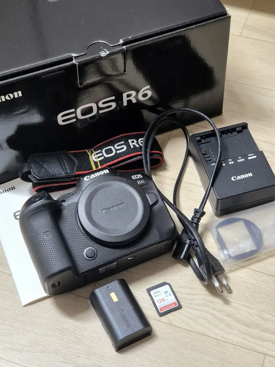 캐논 EOS R6 풀프레임 미러리스 카메라