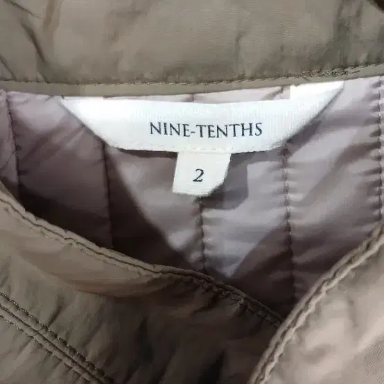 NINE TENTHS 퀼팅 롱코트