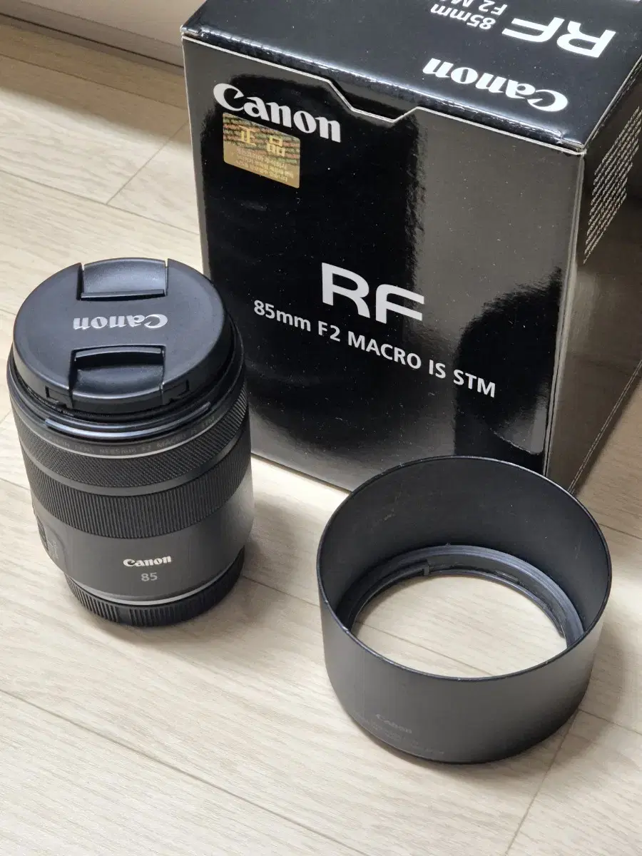 캐논 RF 85mm F2 MACRO IS STM 렌즈