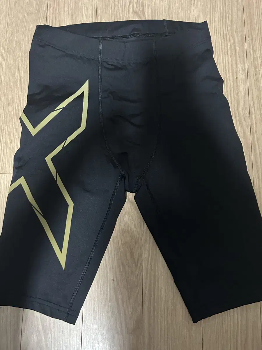 2XU 하프 타이즈 M 사이즈