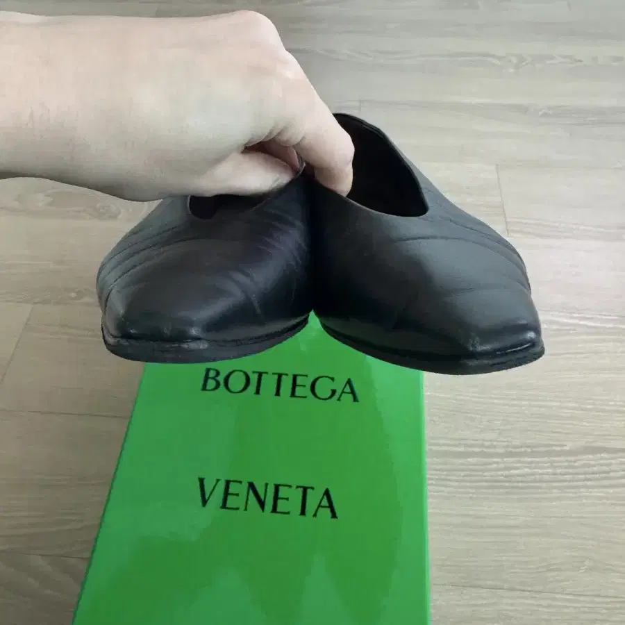 [1/25까지만 판매] 보테가(bottega veneta) 플랫 36