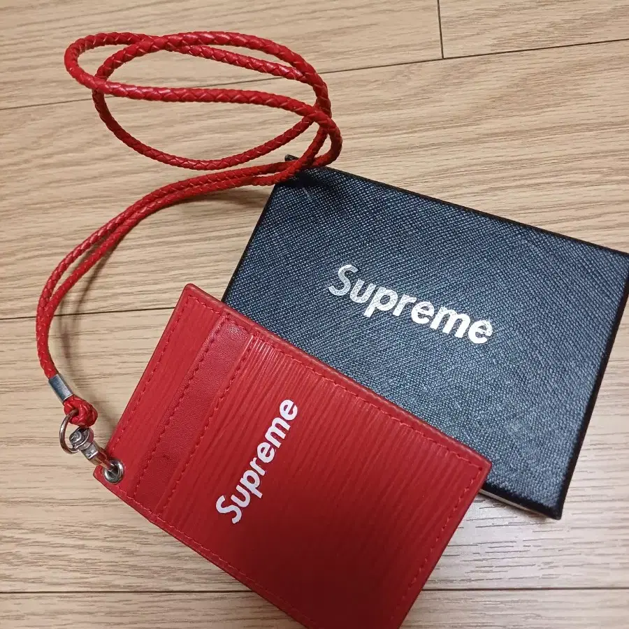 Supreme 카드지갑 목걸이 세트