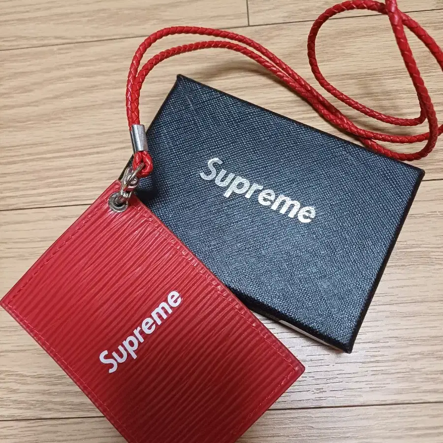 Supreme 카드지갑 목걸이 세트