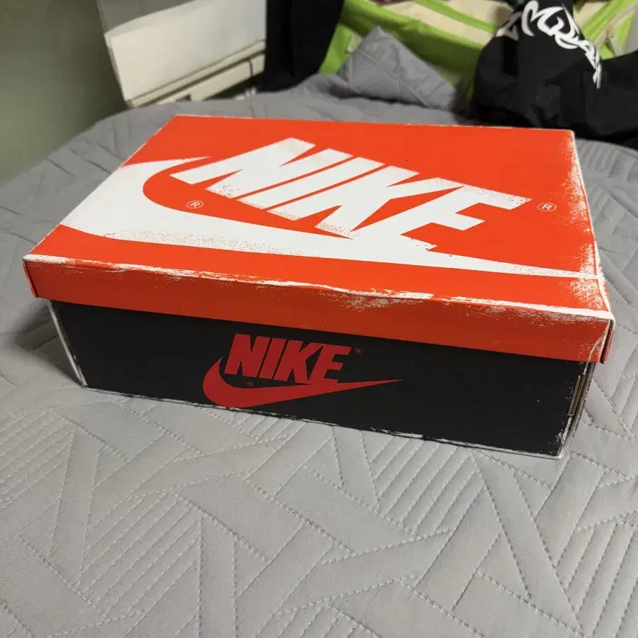 Jordan 1 Retro High OG Chicago 2022