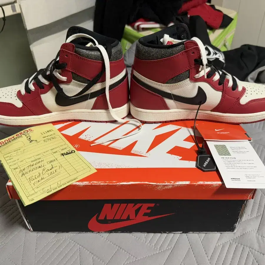 Jordan 1 Retro High OG Chicago 2022