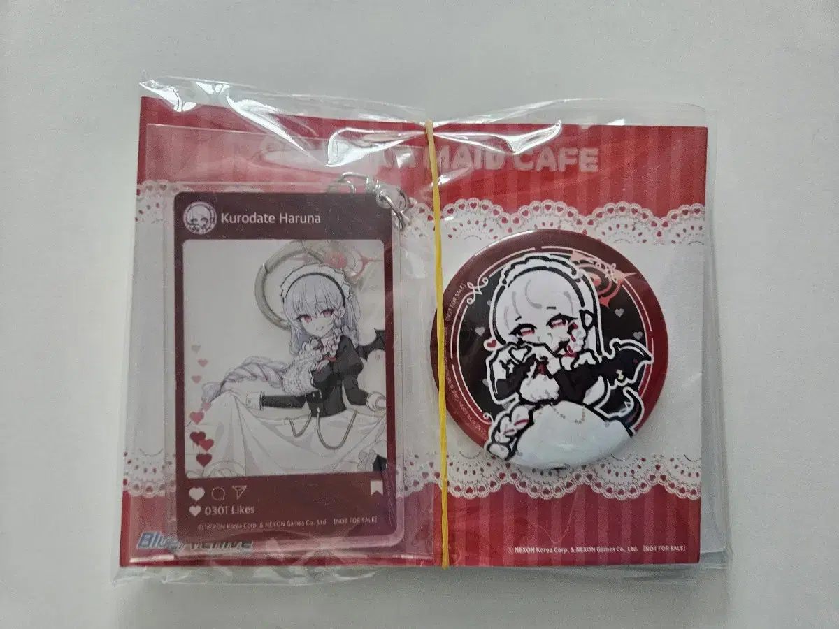 Bloo Archive Aniplus Gourmet Yeon Limited Edition Can Badge Set