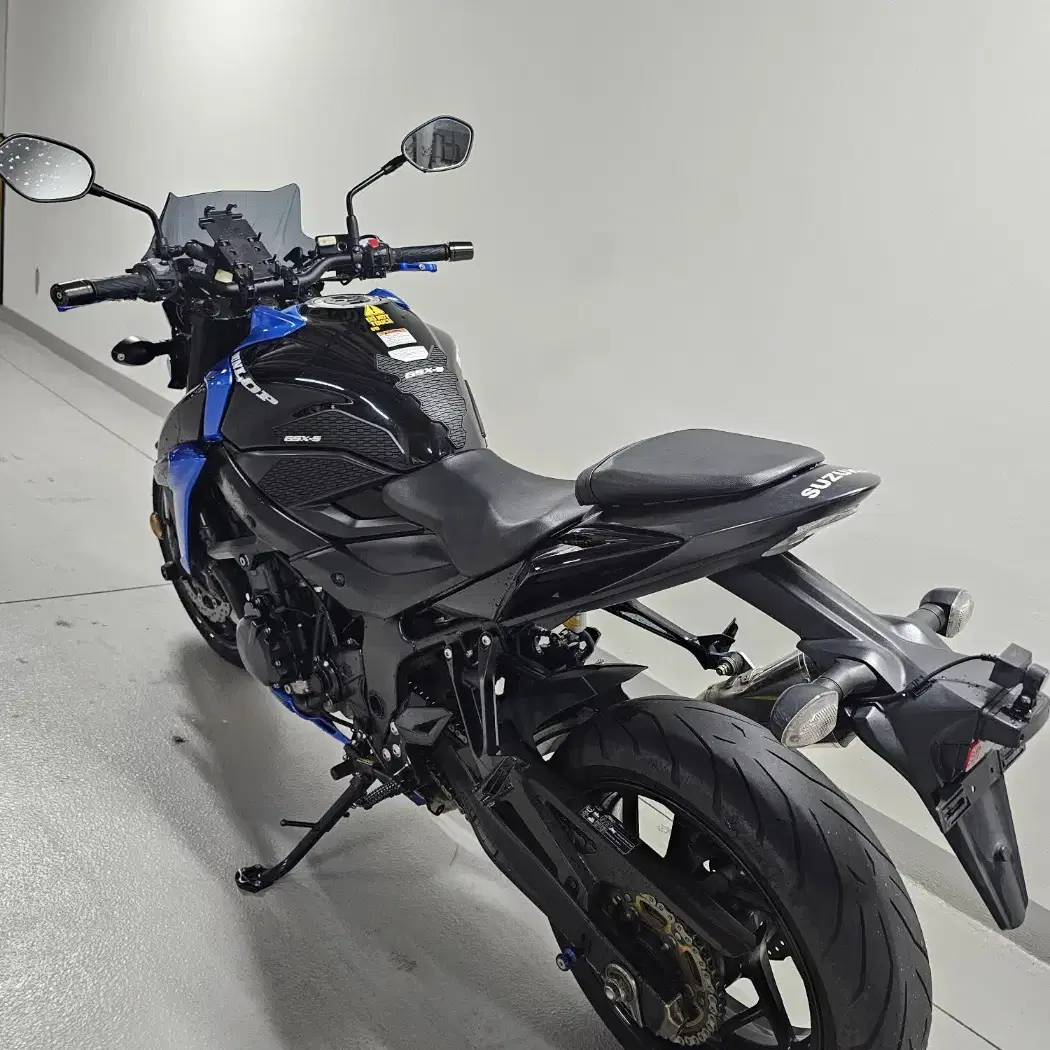 2019년식 관리잘한 스즈키 GSX-S750 판매합니다 . ( 영상o )