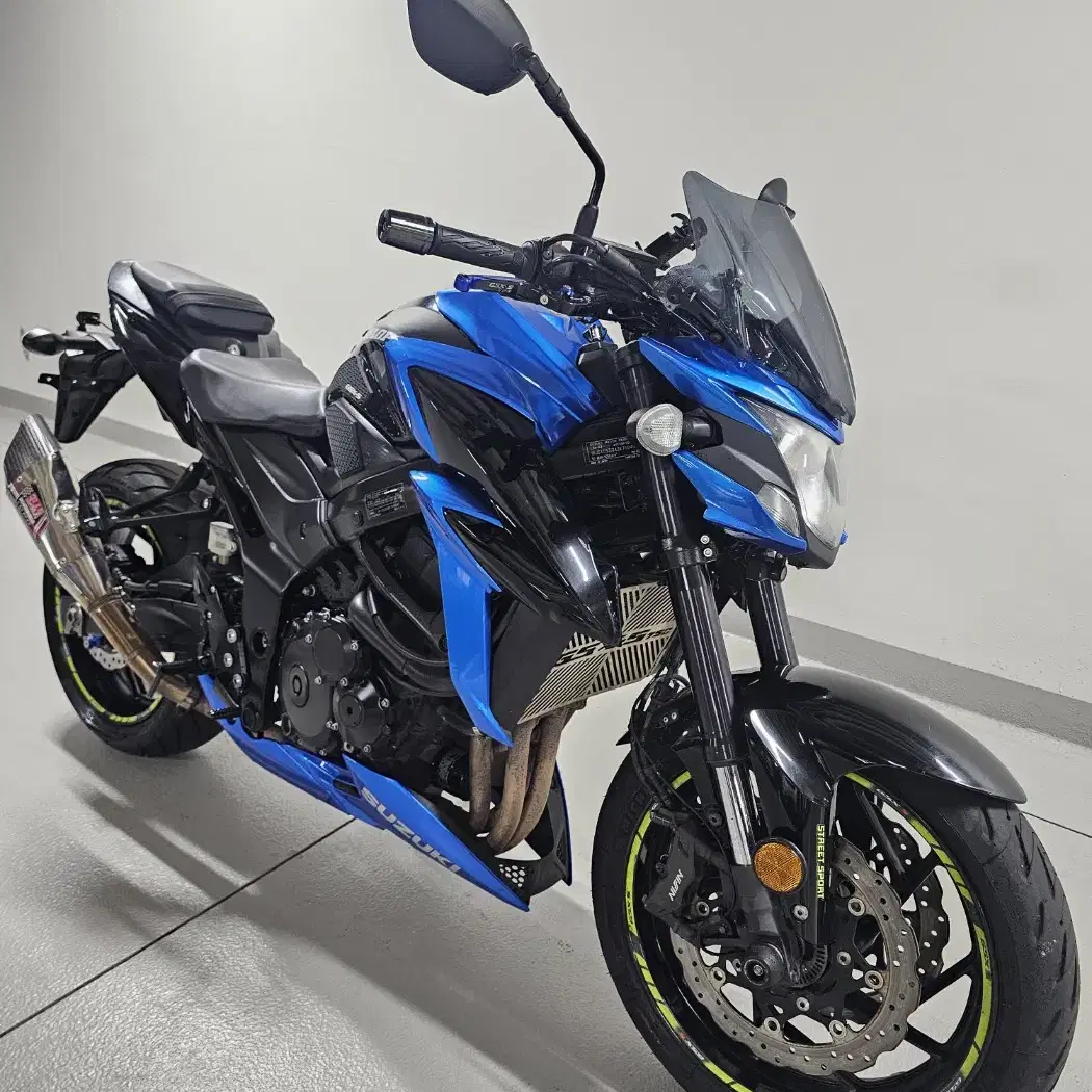 2019년식 관리잘한 스즈키 GSX-S750 판매합니다 . ( 영상o )