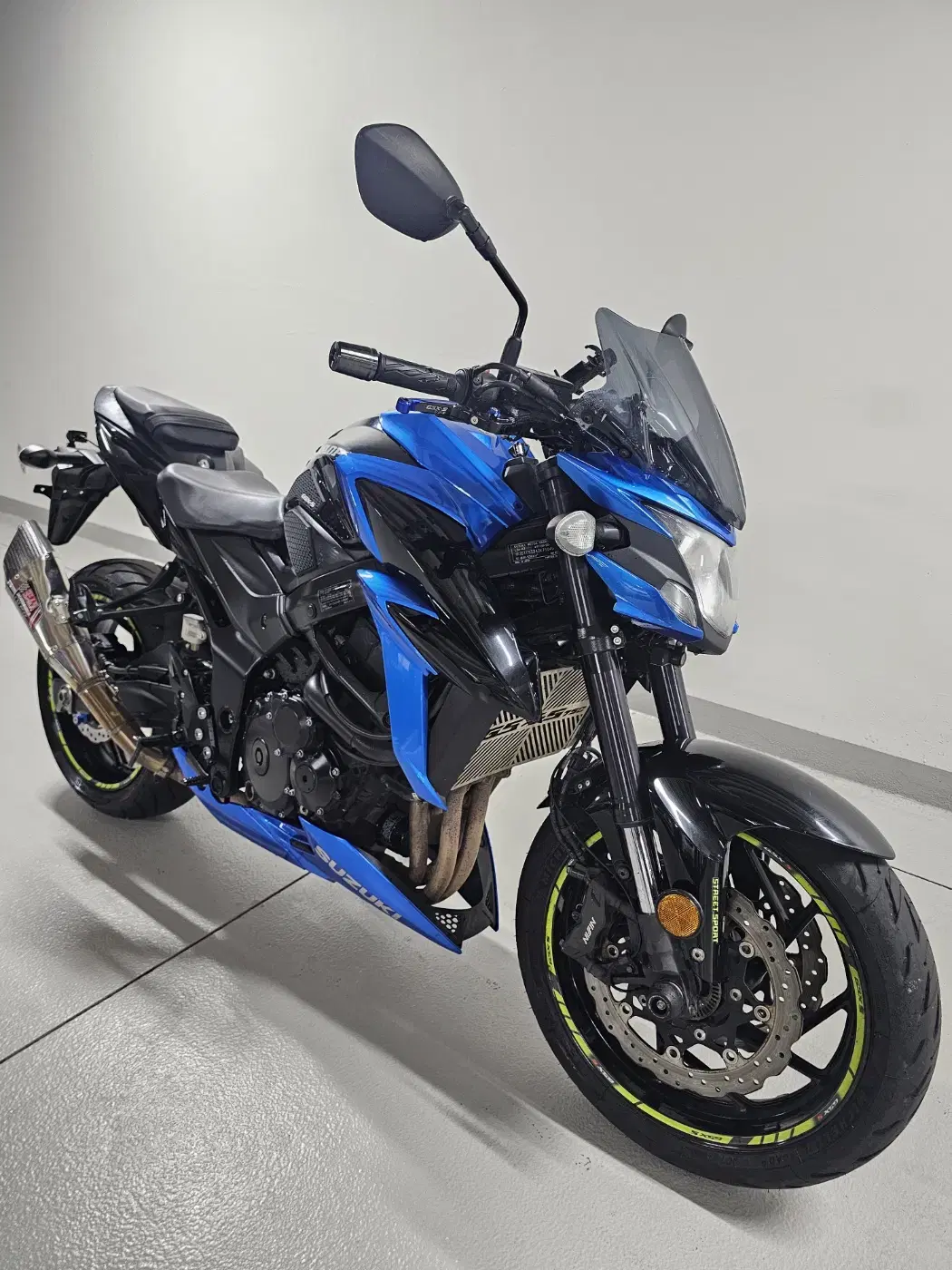 2019년식 관리잘한 스즈키 GSX-S750 판매합니다 . ( 영상o )