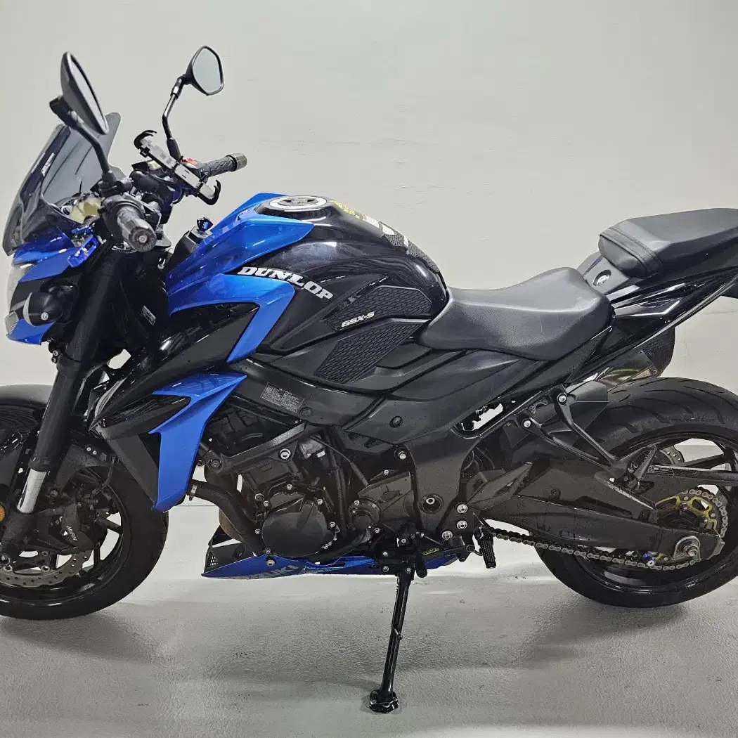 2019년식 관리잘한 스즈키 GSX-S750 판매합니다 . ( 영상o )