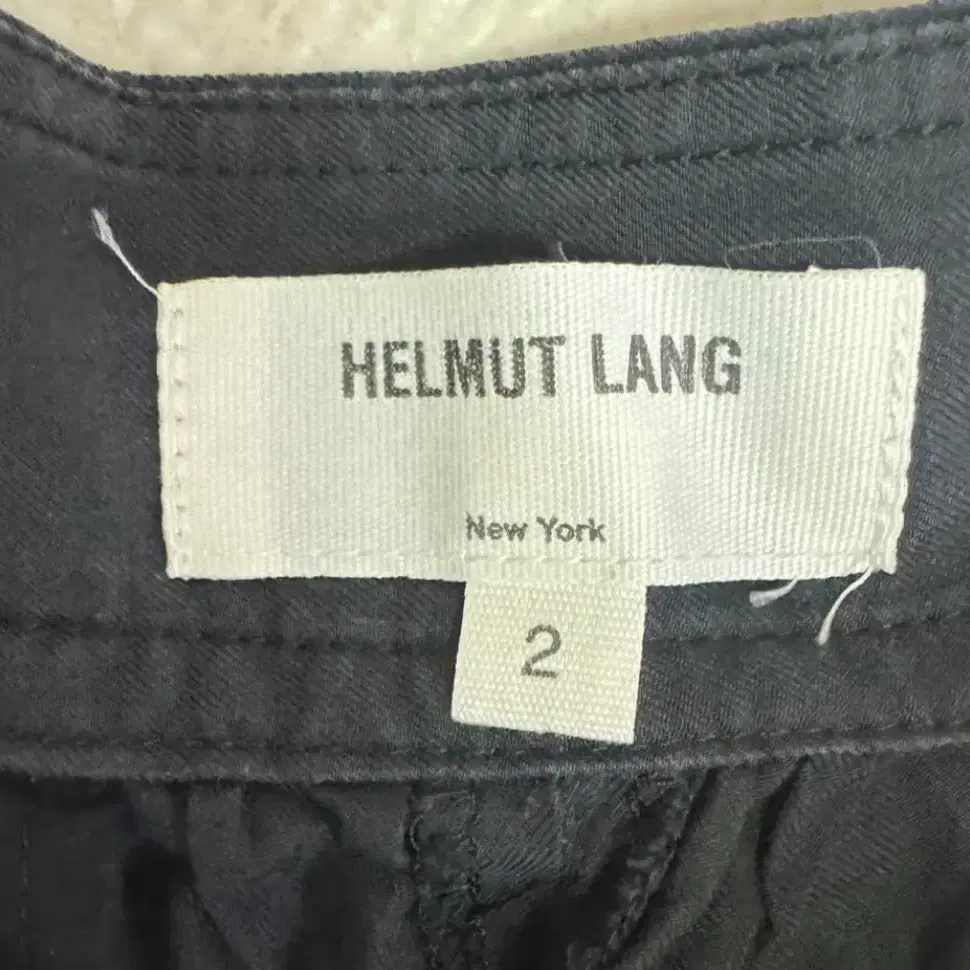 Helmut Lang 블랙 숏팬츠