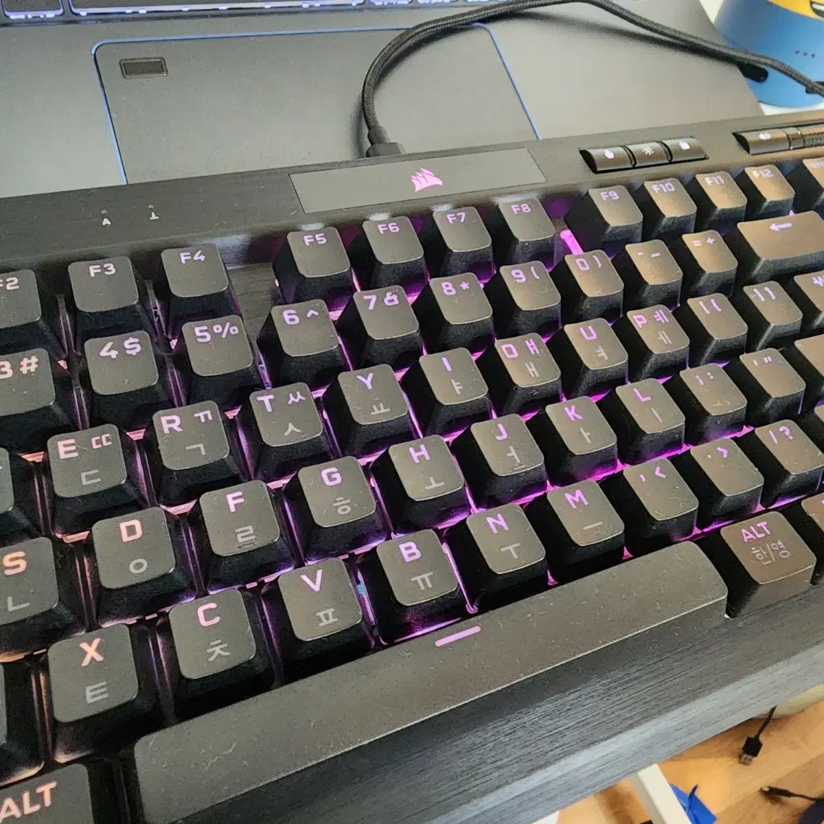 커세어 K70 RGB TKL 챔피언 시리즈 리니어 적축 게이밍 키보드