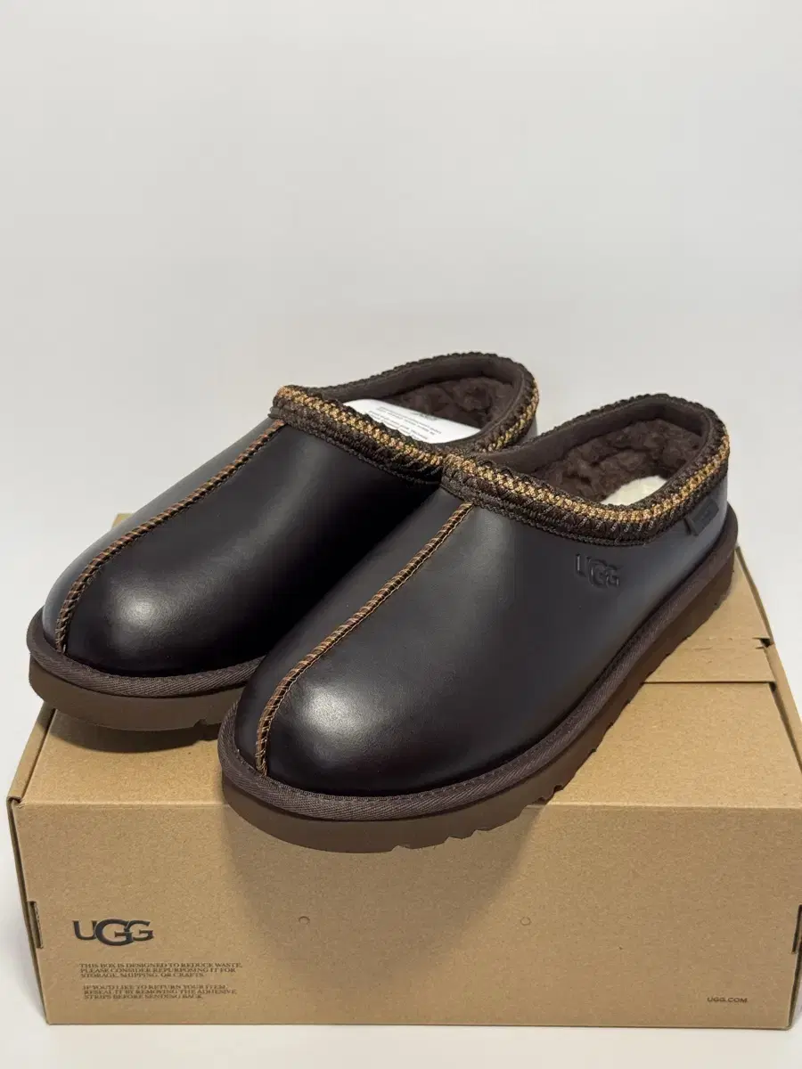 [무료배송] 어그 UGG 레더 타스만 슬리퍼 아이론우드 270mm