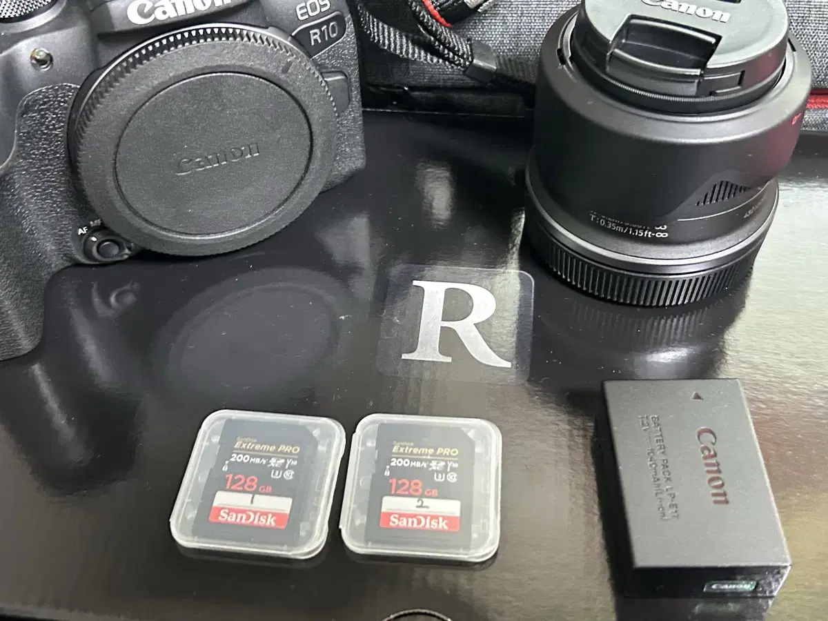 캐논 EOS R10 18-45 KIT, 정품가방, 메모리, 후드