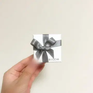 BLOOM 목걸이[정가 14,300엔].