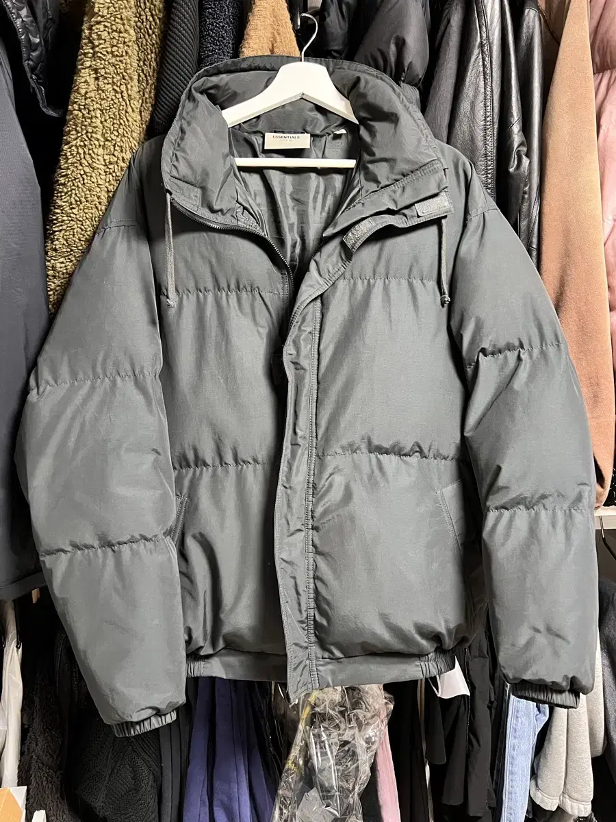 피오갓 에센셜 20FW 푸퍼 Msize