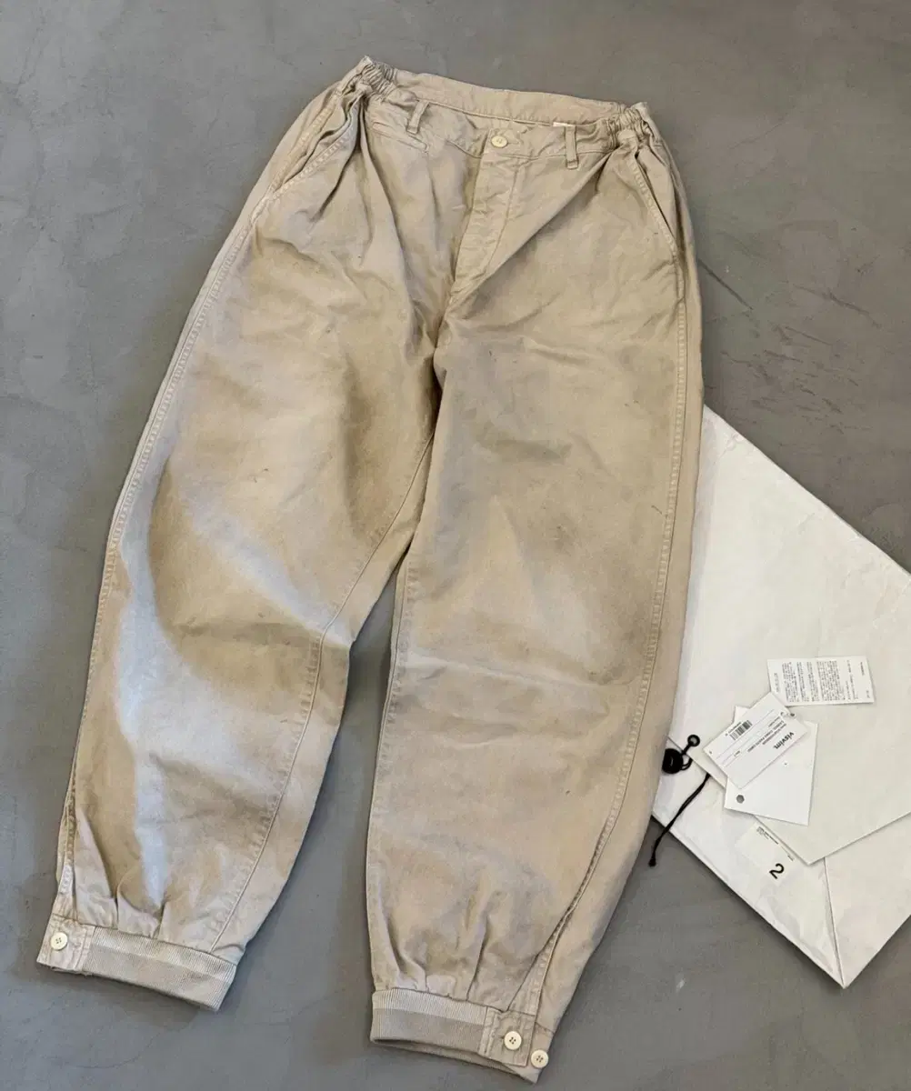 [2]비즈빔24SS Carrol Chino Pants Dmgd 캐롤 팬츠