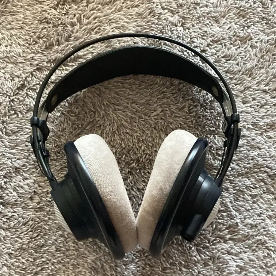 akg k702 팝니다 (풀박스)