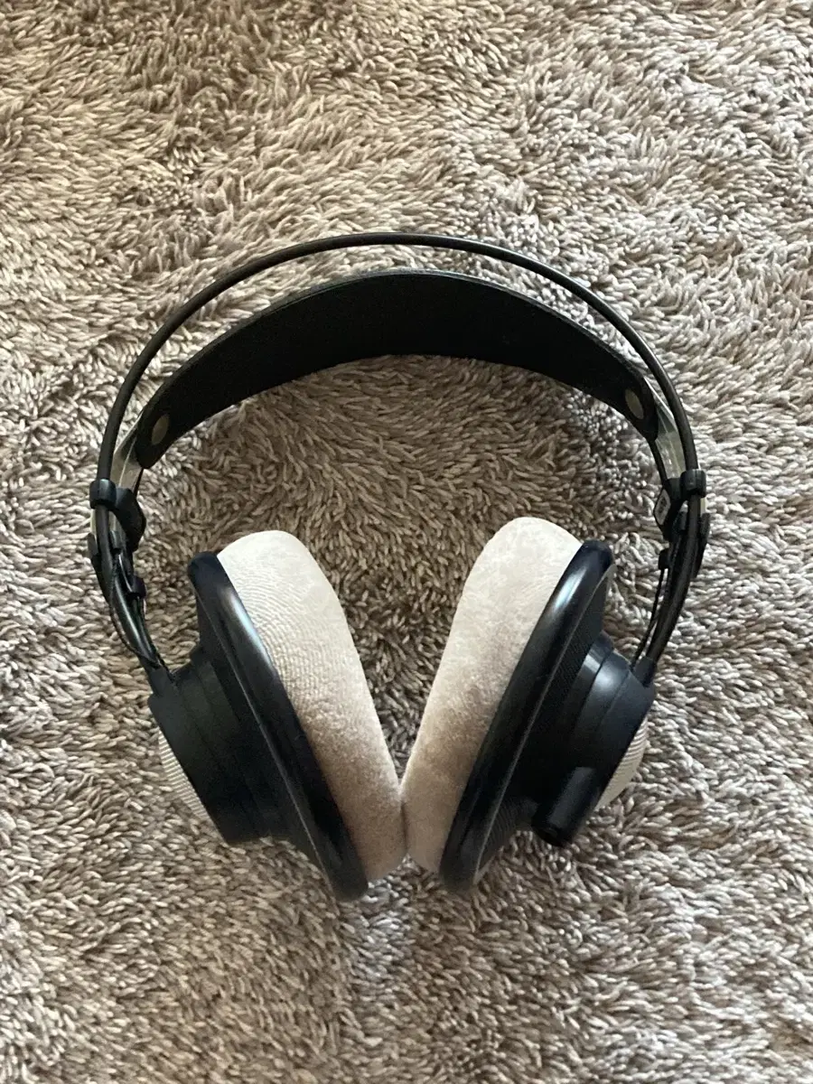 akg k702 팝니다 (풀박스)