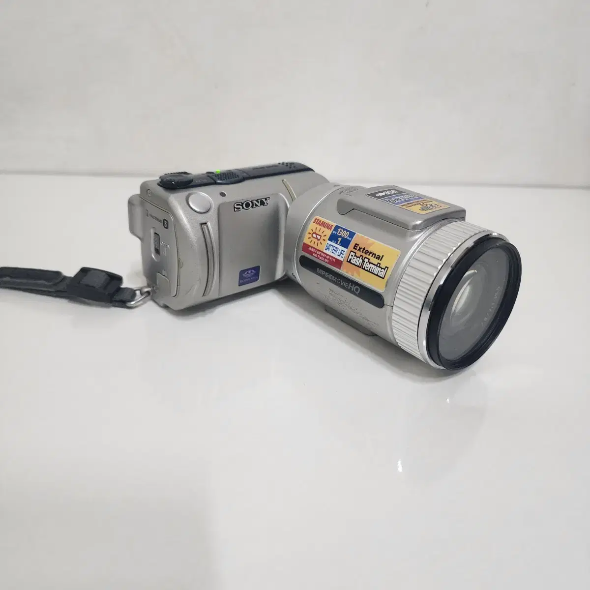 소니 디지털 카메라 DSC-F505V 유니크템