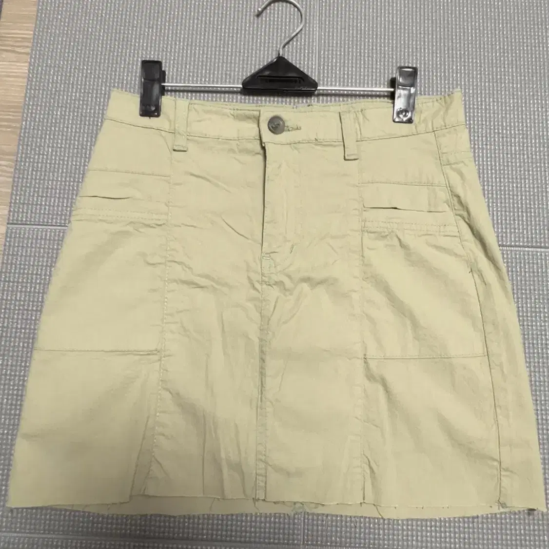 팜므뮤즈 TONI BLOCK CUTTING LINE 치마바지(KHAKI)