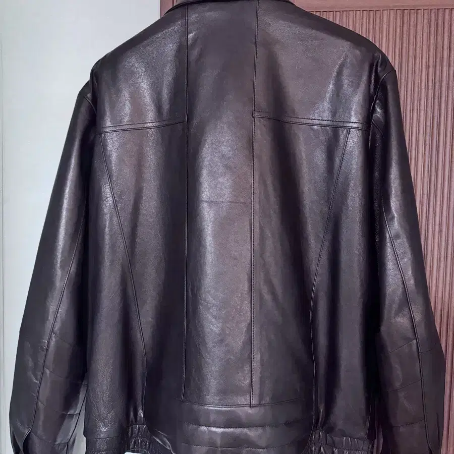 (4사이즈)해칭룸 Stitched Volume Leather Jacket