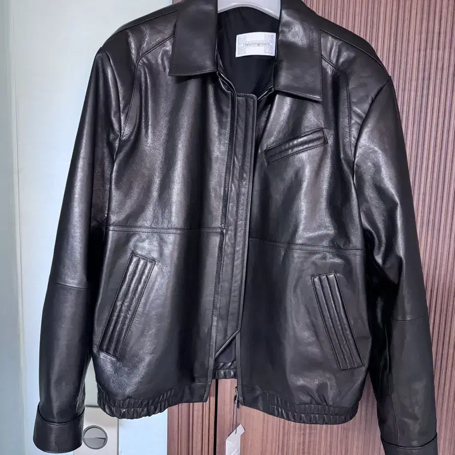 (4사이즈)해칭룸 Stitched Volume Leather Jacket