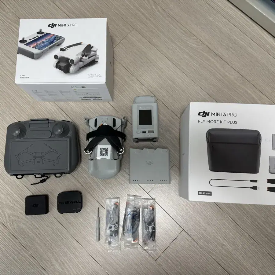 DJI 매빅 미니3 프로 (Mini3 Pro) 플라이 모어 콤보 플러스,