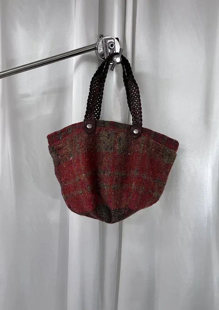 TRIMRAGH wool bag