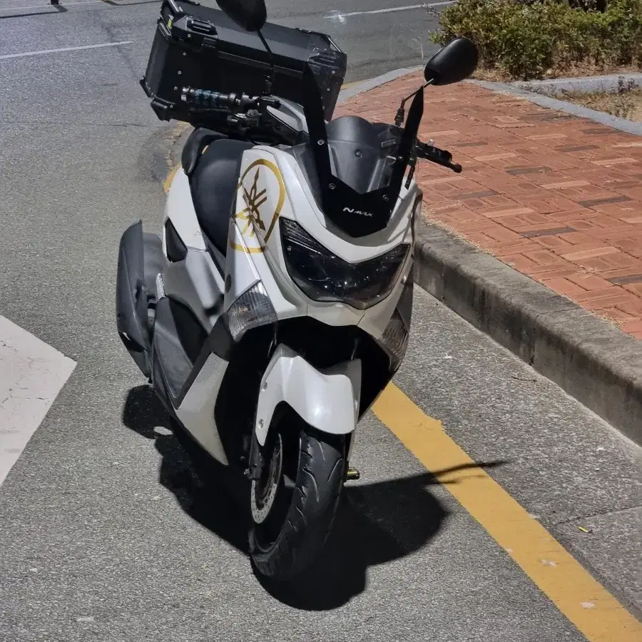 nmax125