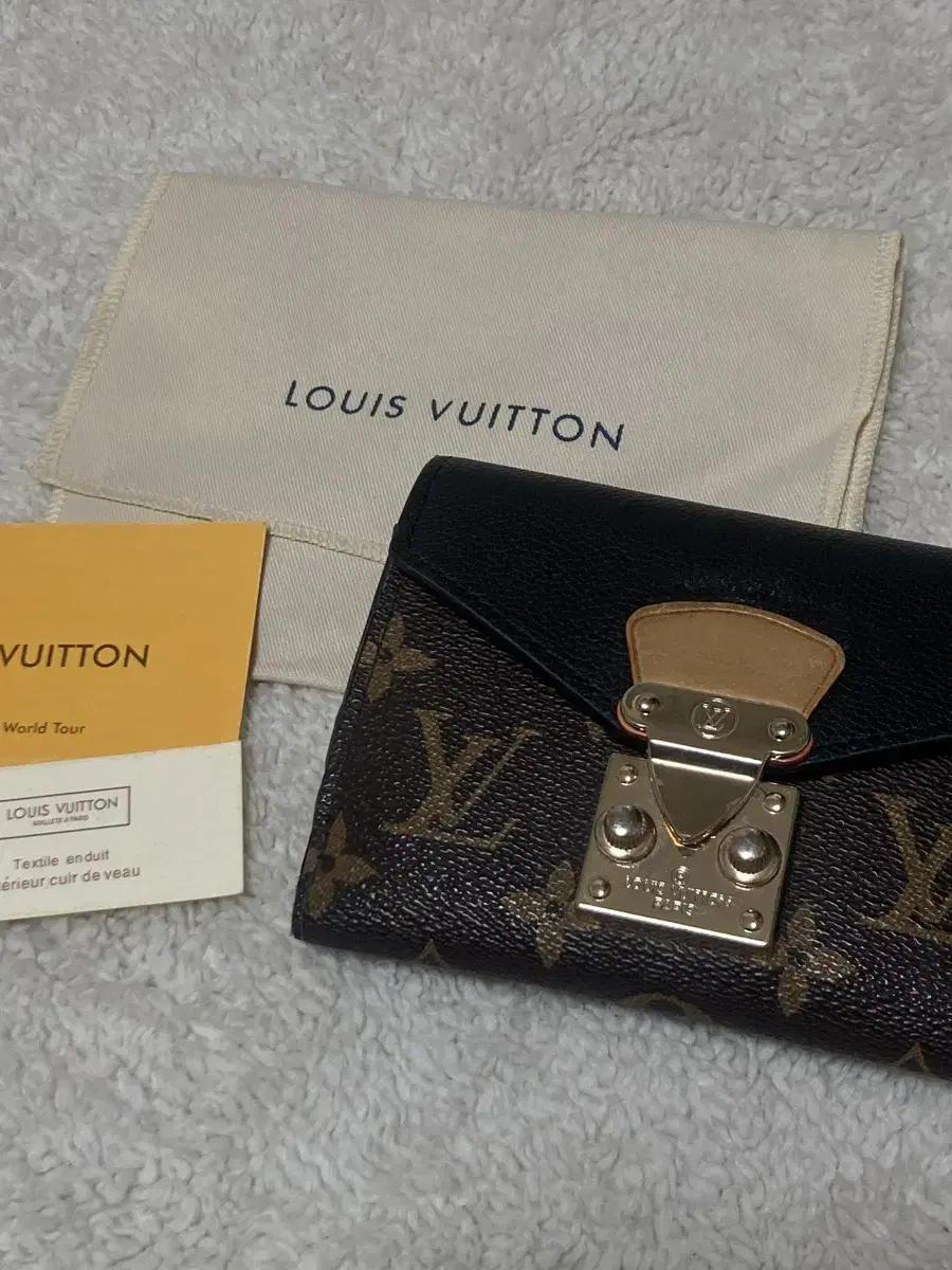 Louis Vuitton(루이비통) 팔라스 컴팩트 월릿