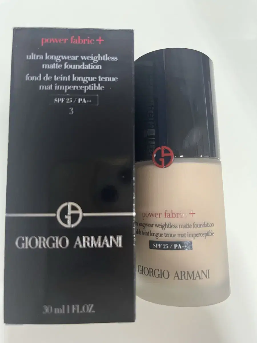 Giorgio Armani Power Fabric Foundation No. 3