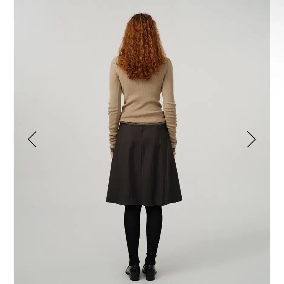 더바넷 스커트(Black suomi wool midi skirt)