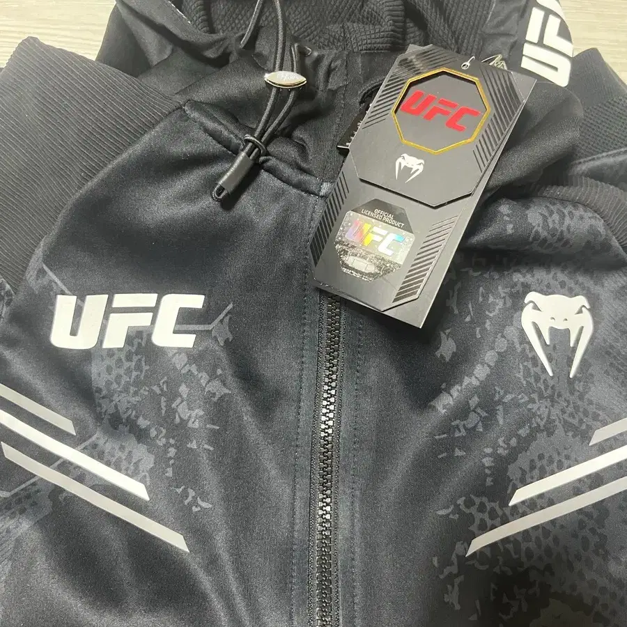 Ufc 후드 베넘 새상품