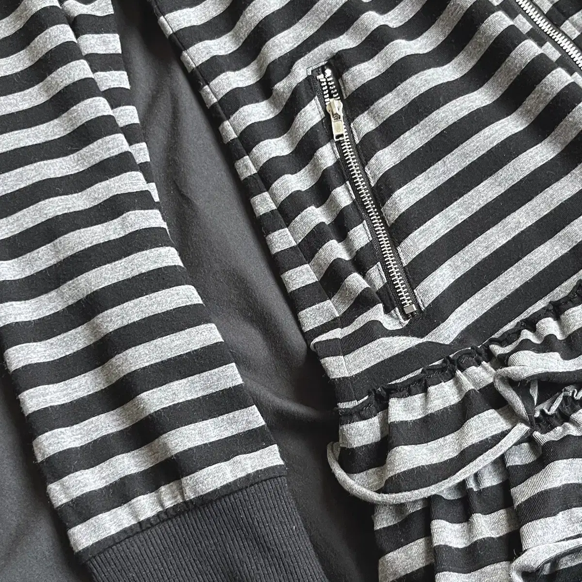 stripe zip-up hood dress