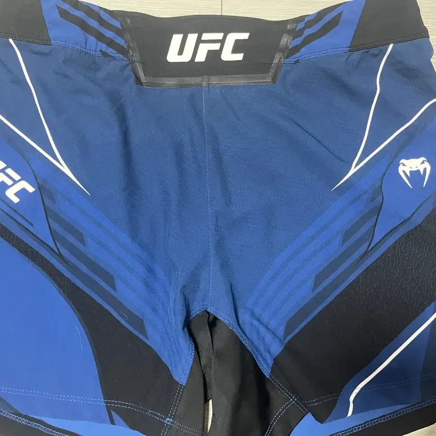 Ufc 베넘 파이트 쇼츠 숏핏 블루