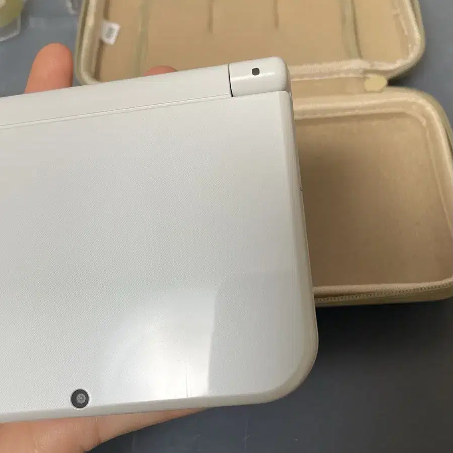 뉴 닌텐도 3DS LL 펄화이트