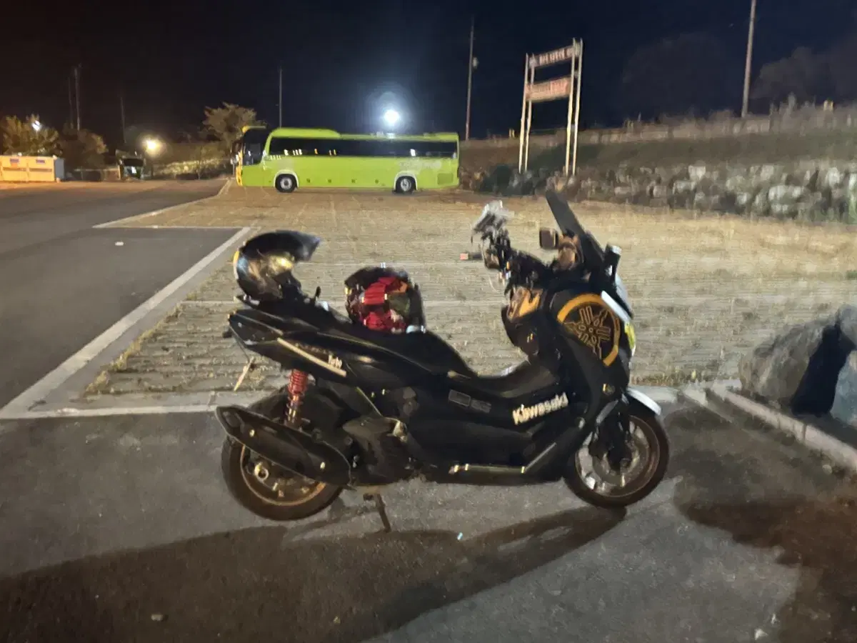 부산 신형nmax125 21년