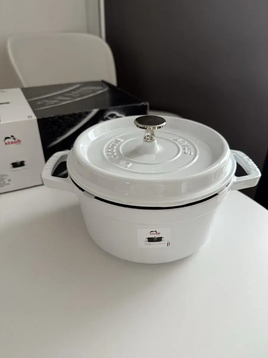 STAUB 스타우브 꼬꼬떼 20 화이트 새상품