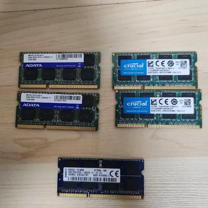 노트북 램 8GB DDR3L 개당 만천원